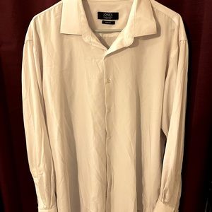 Jones New York, 2 white shirts will be sent